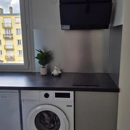 Apartment Le Cocon Cozy Studio, Parking, Stadium, And Shops *